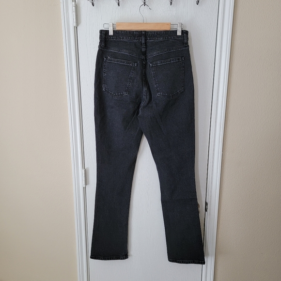 A&F Curve Love Skinny High Rise Jeans - Picture 2 of 11